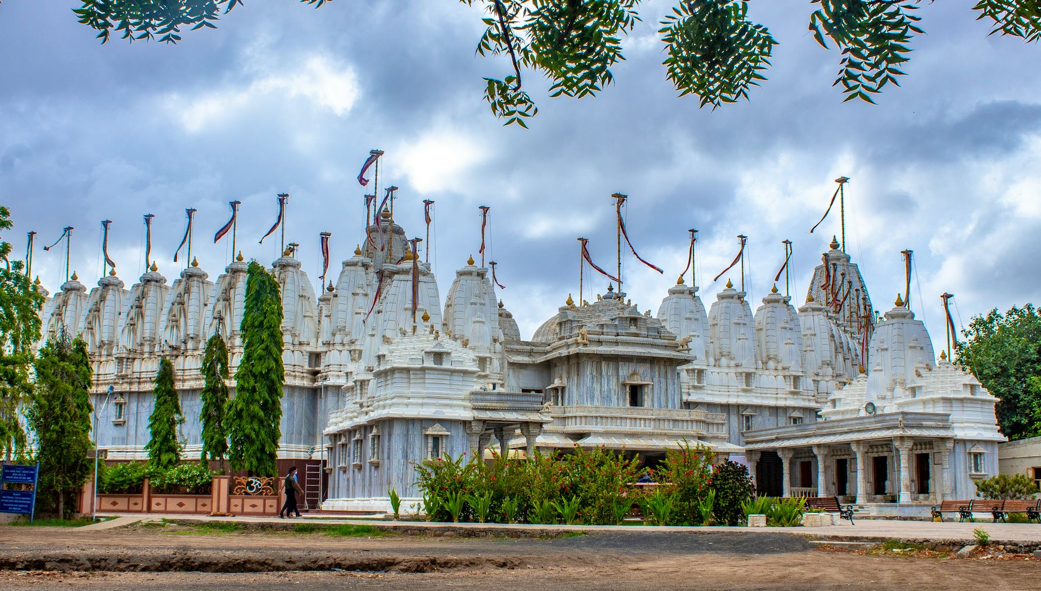 Temple Jain 72 Jinalaya