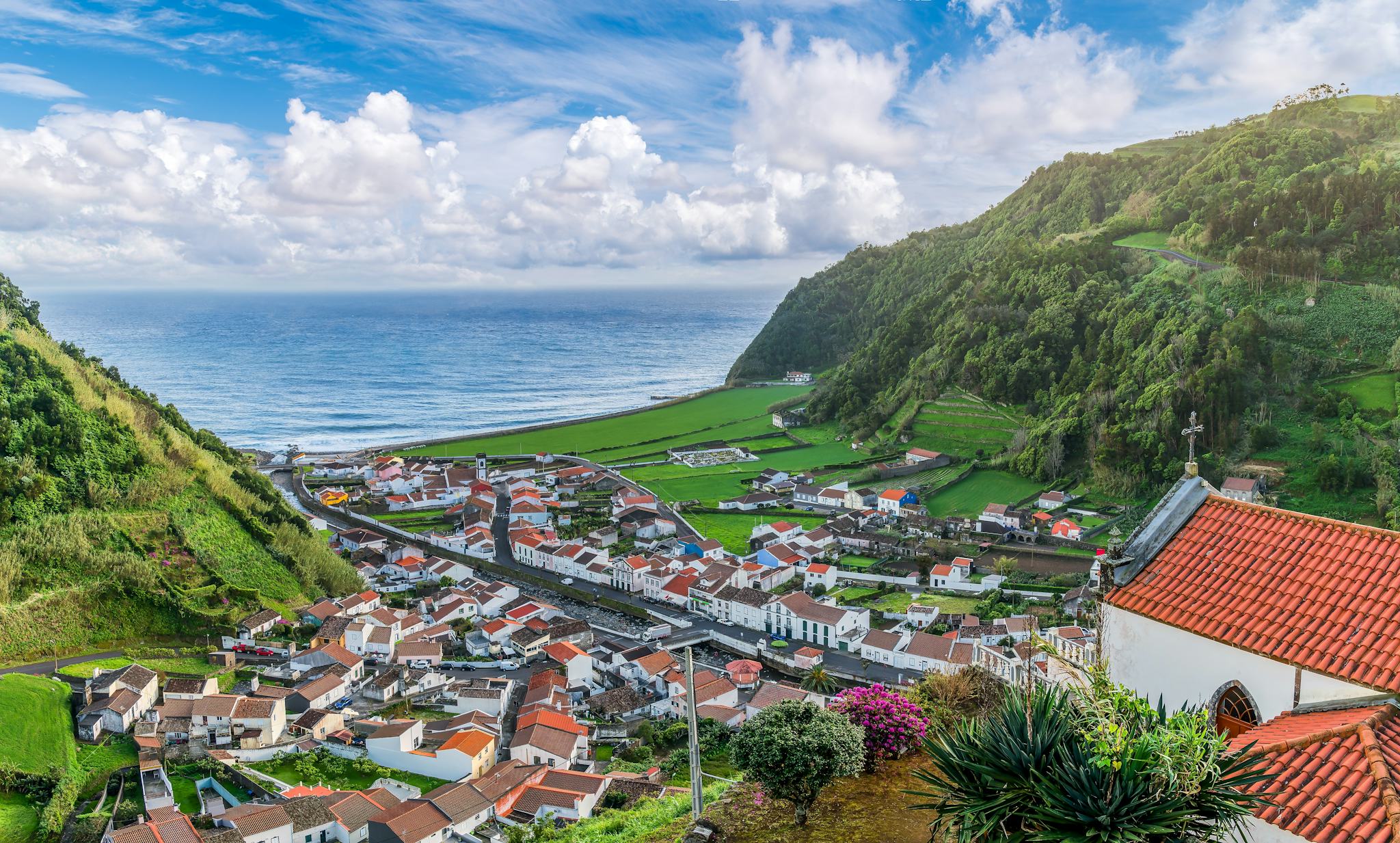 Furnas