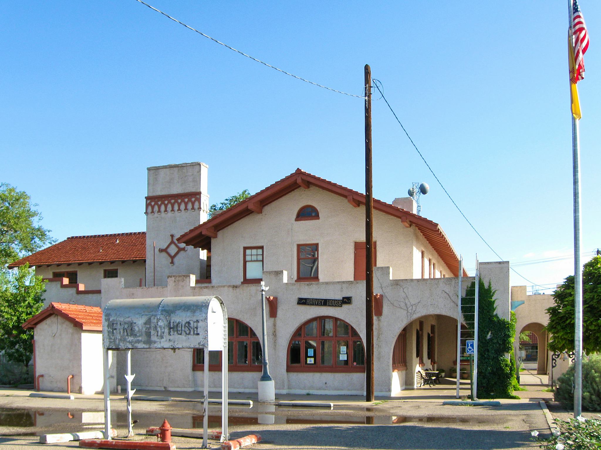 Harvey House Museum