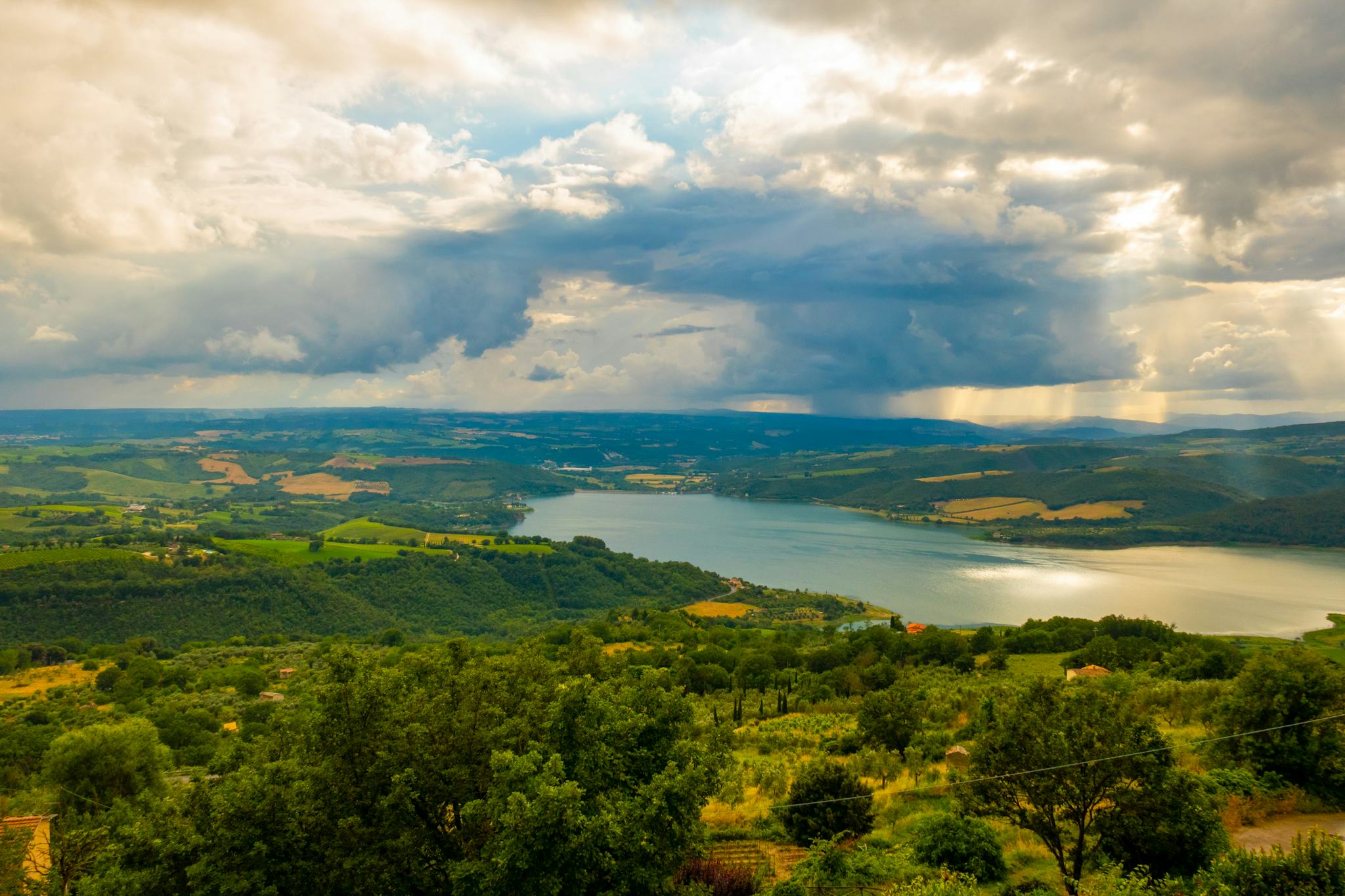 Lago di Corbara