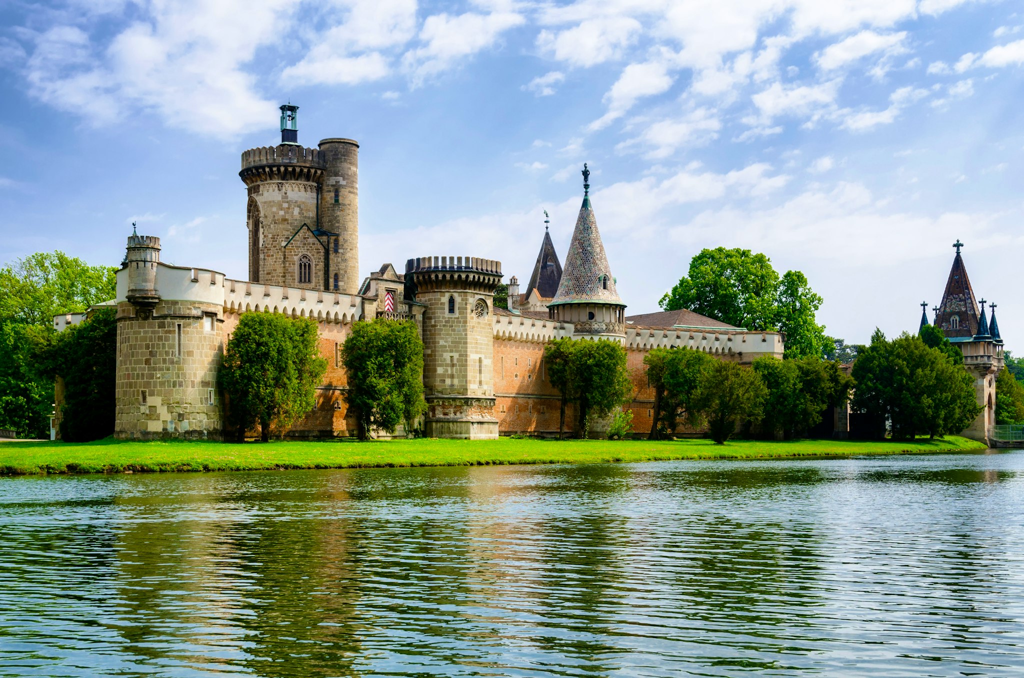 Vienna to Laxenburg Castle and Eisenstadt: Private day trip