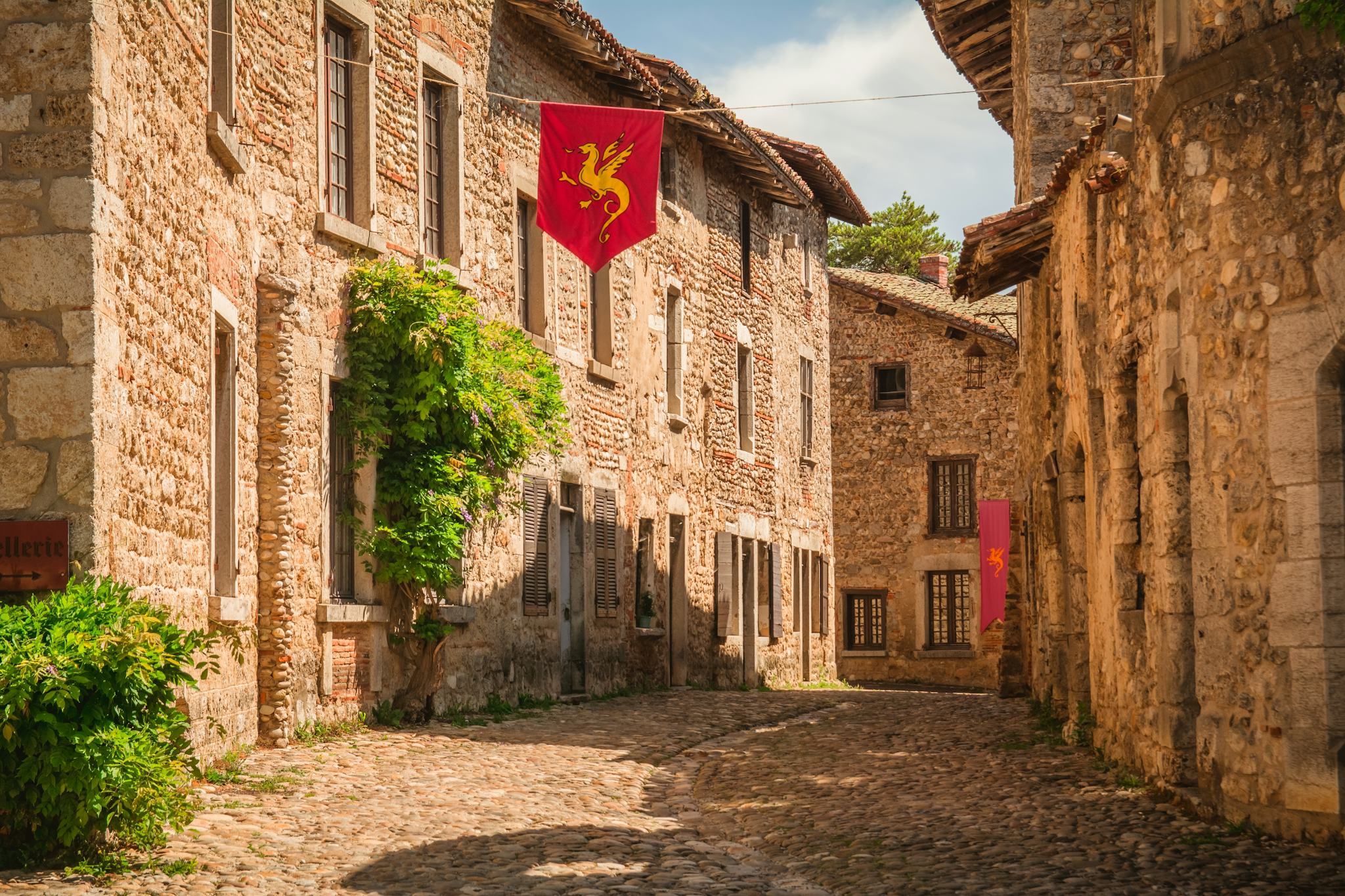 Perouges