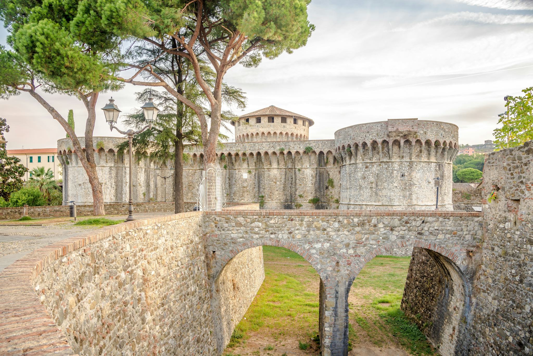 Monterosso al Mare to Sarzana and Lerici: Private day trip hero image