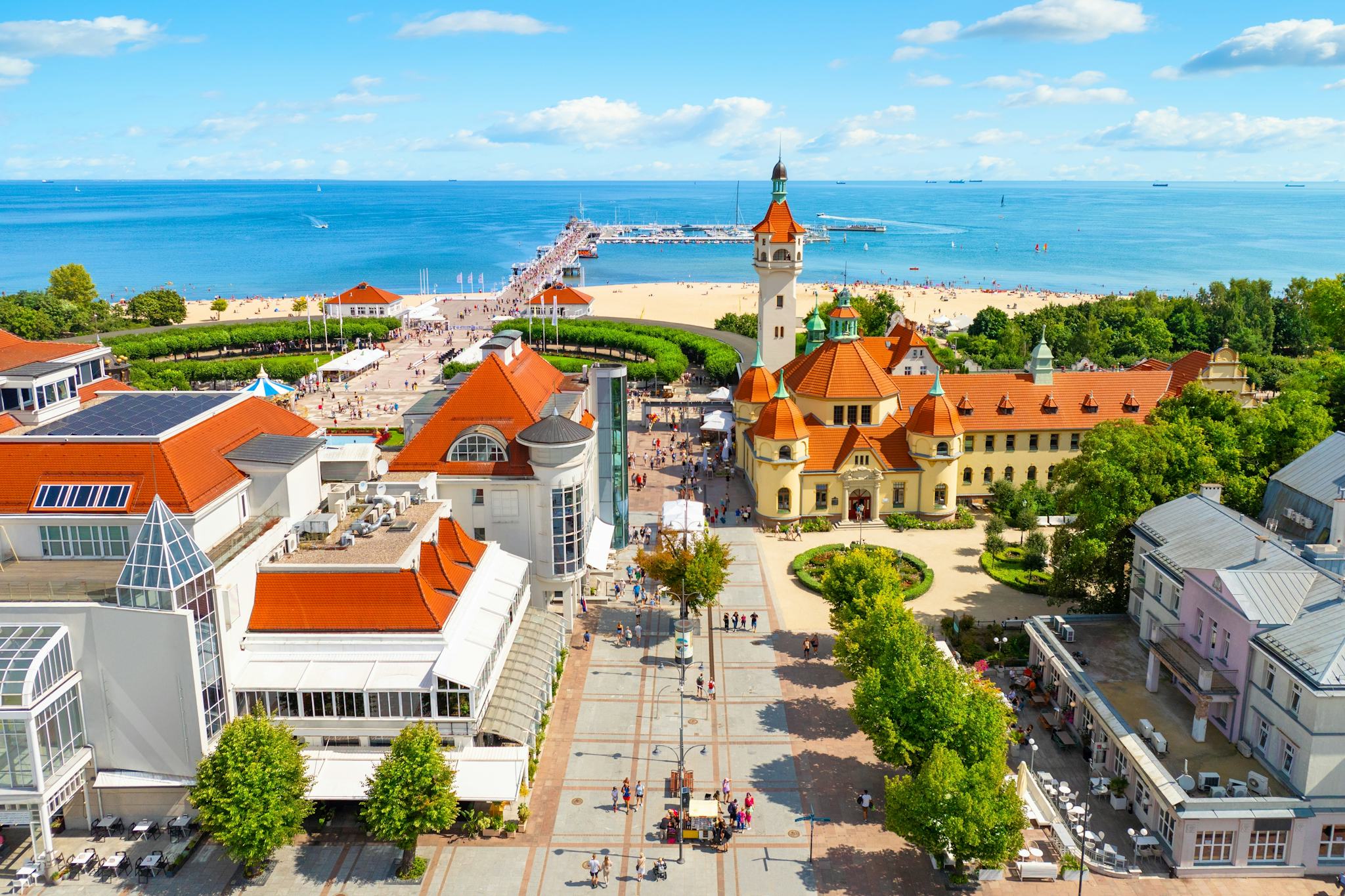Gdansk to Sopot and Gdynia: Private day trip hero image
