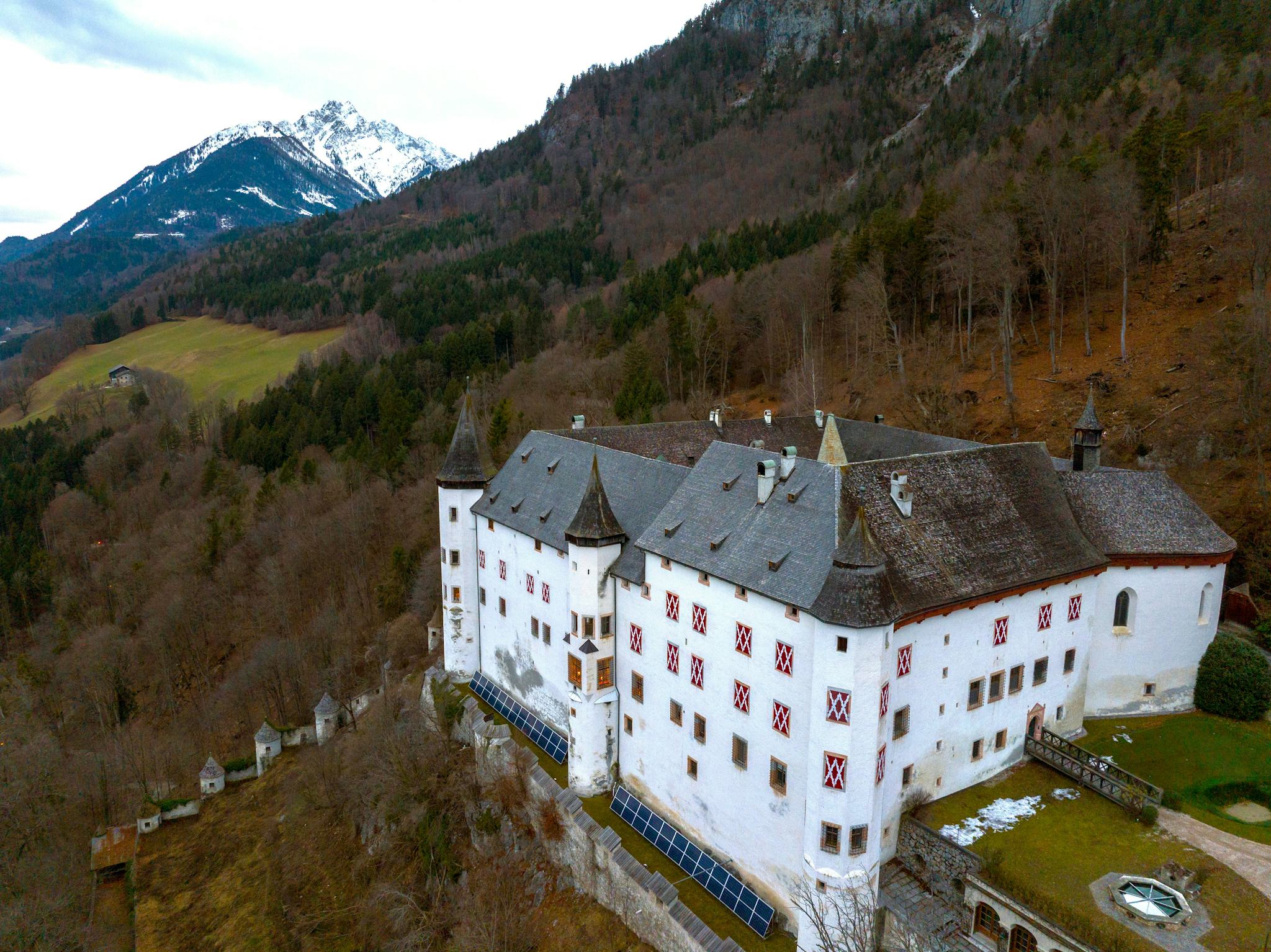 Tratzberg Chateau