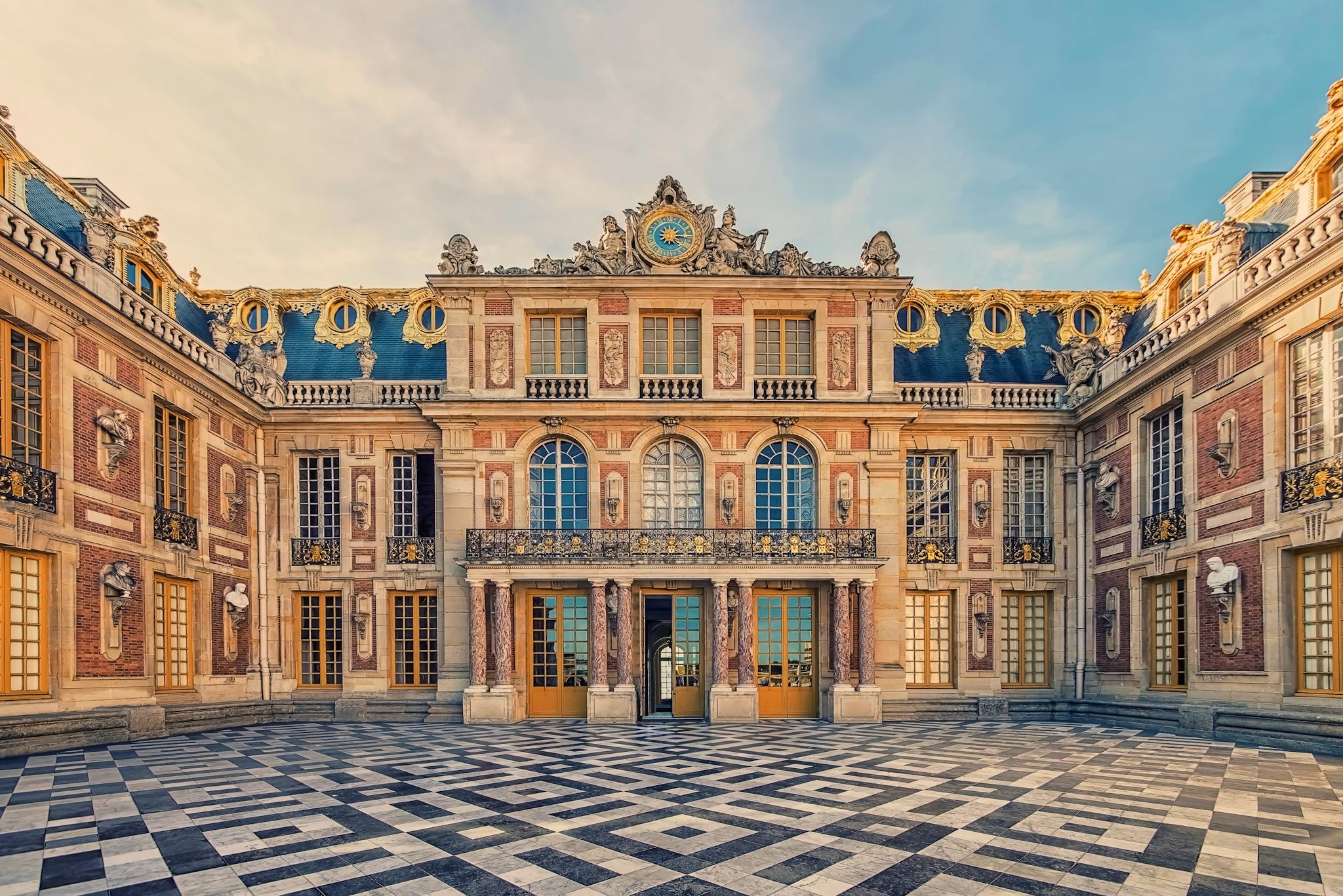 Paris-Charles de Gaulle to Versailles: Private day trip