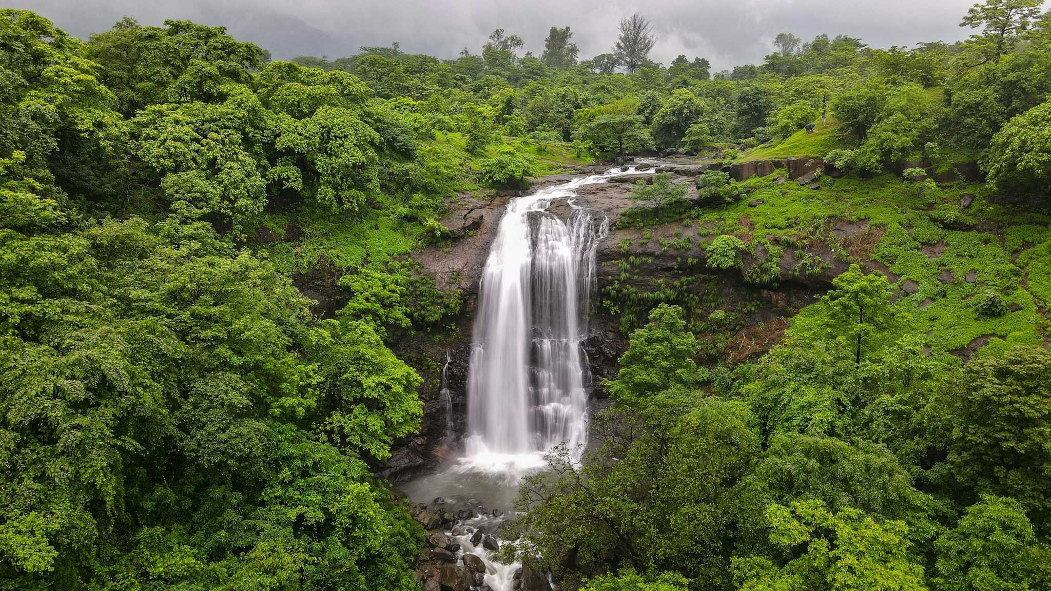 Vihigaon Ashoka Waterfalls