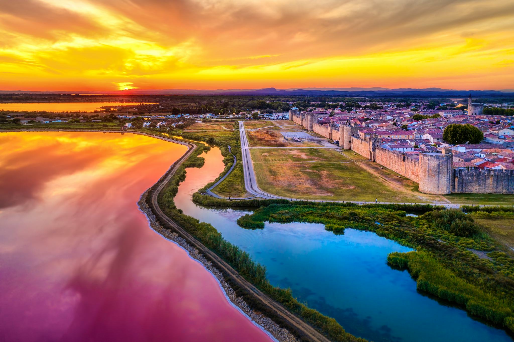 Montpellier to Aigues-Mortes: Private day trip