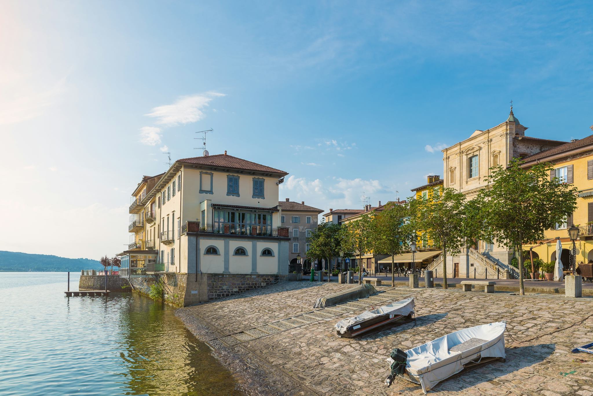 Arona