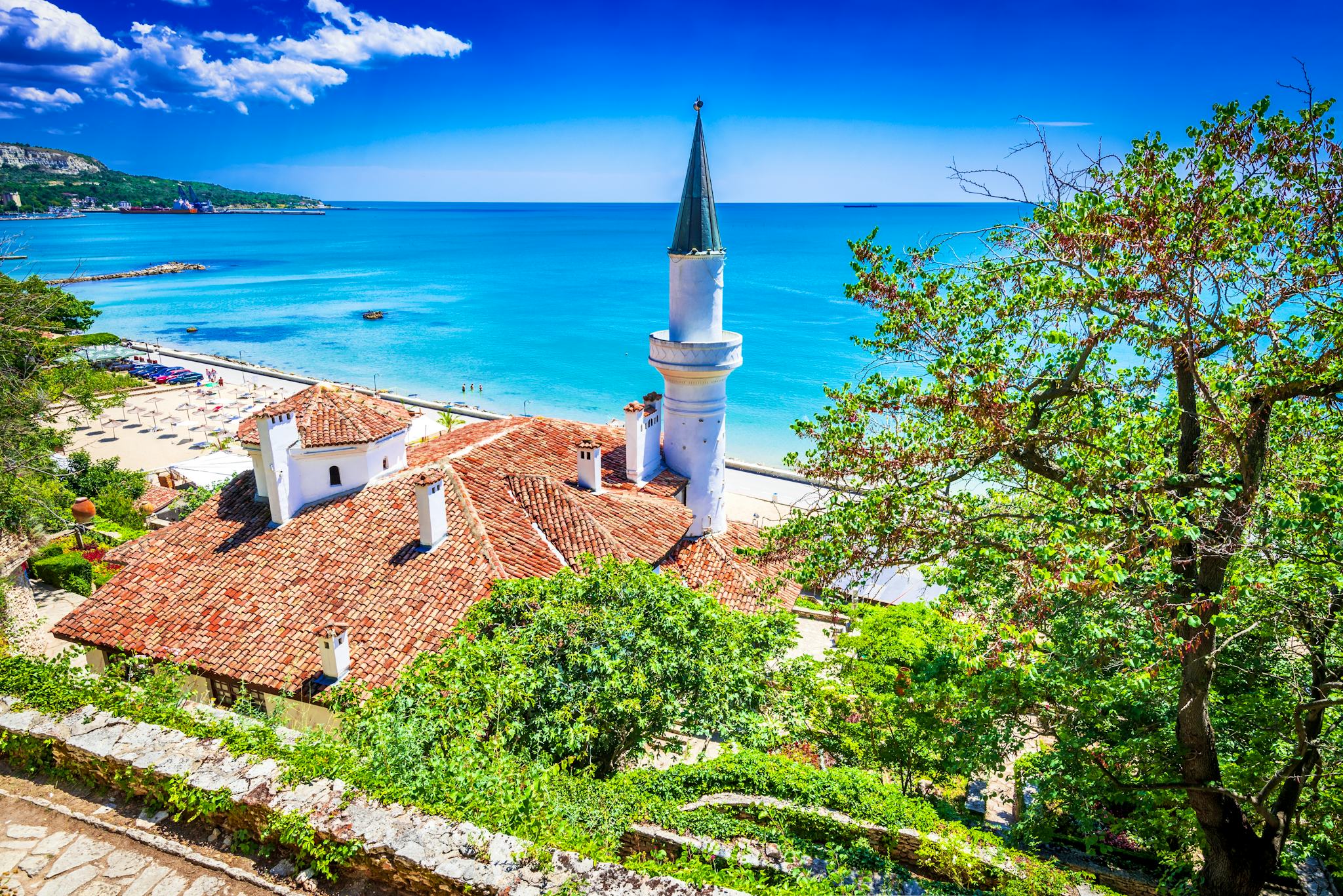 Varna to Balchik and Albena: Private day trip