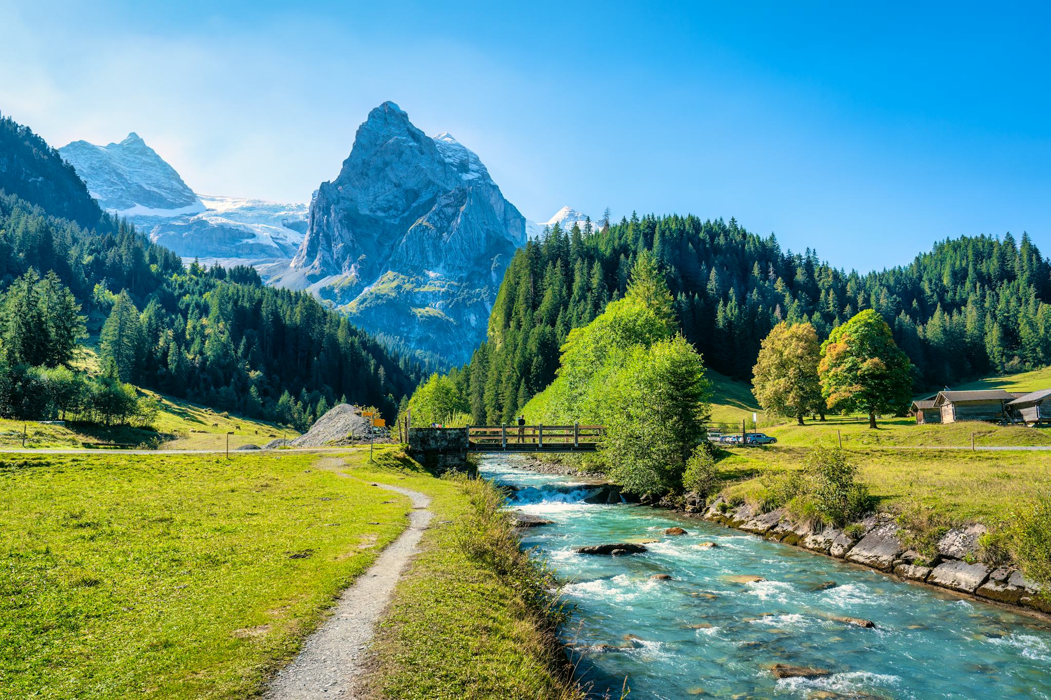 Lauterbrunnen to Bern and Thun: Private day trip