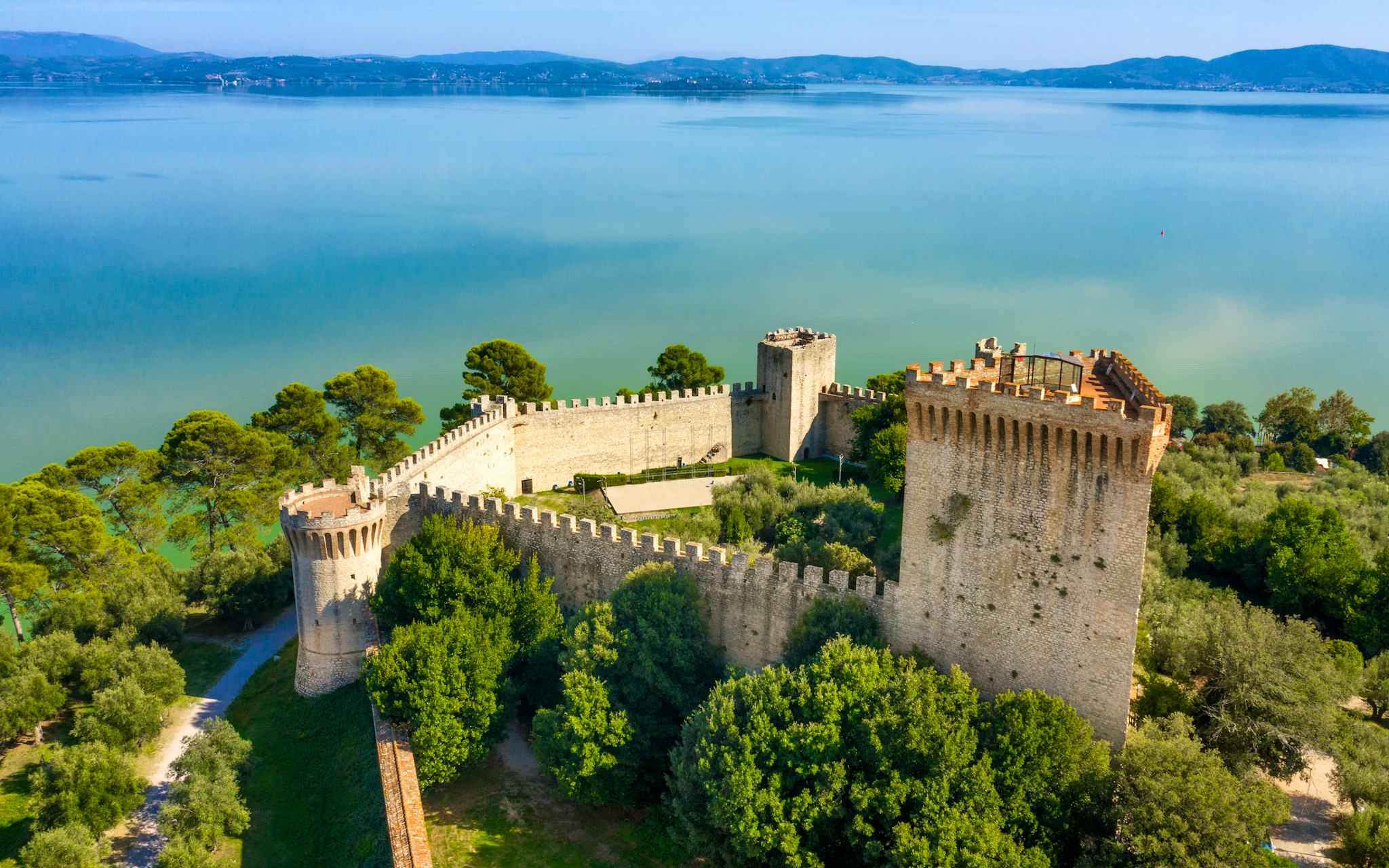 Florence to Lake Trasimeno and Arezzo: Private day trip