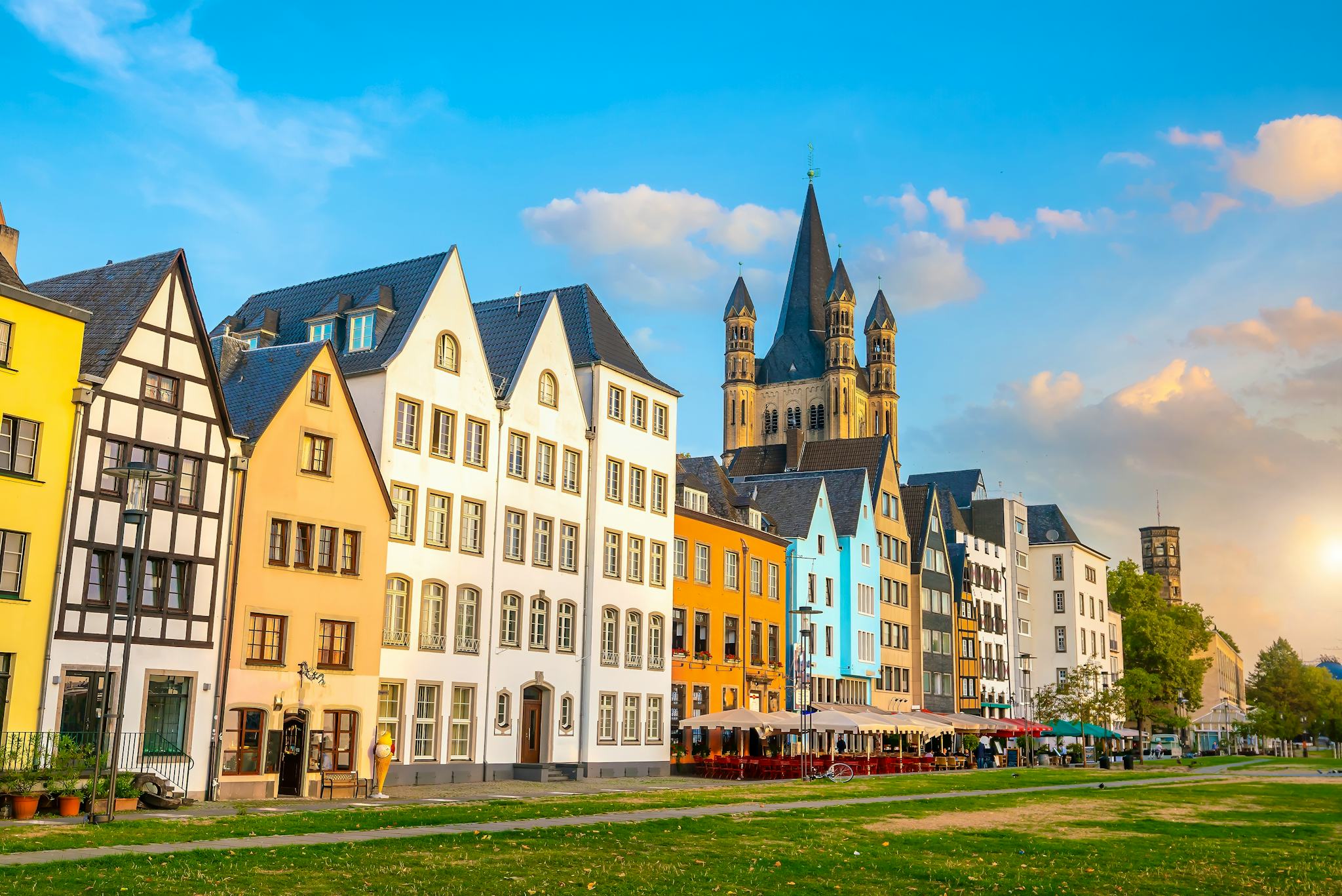 Frankfurt to Cologne: Private day trip