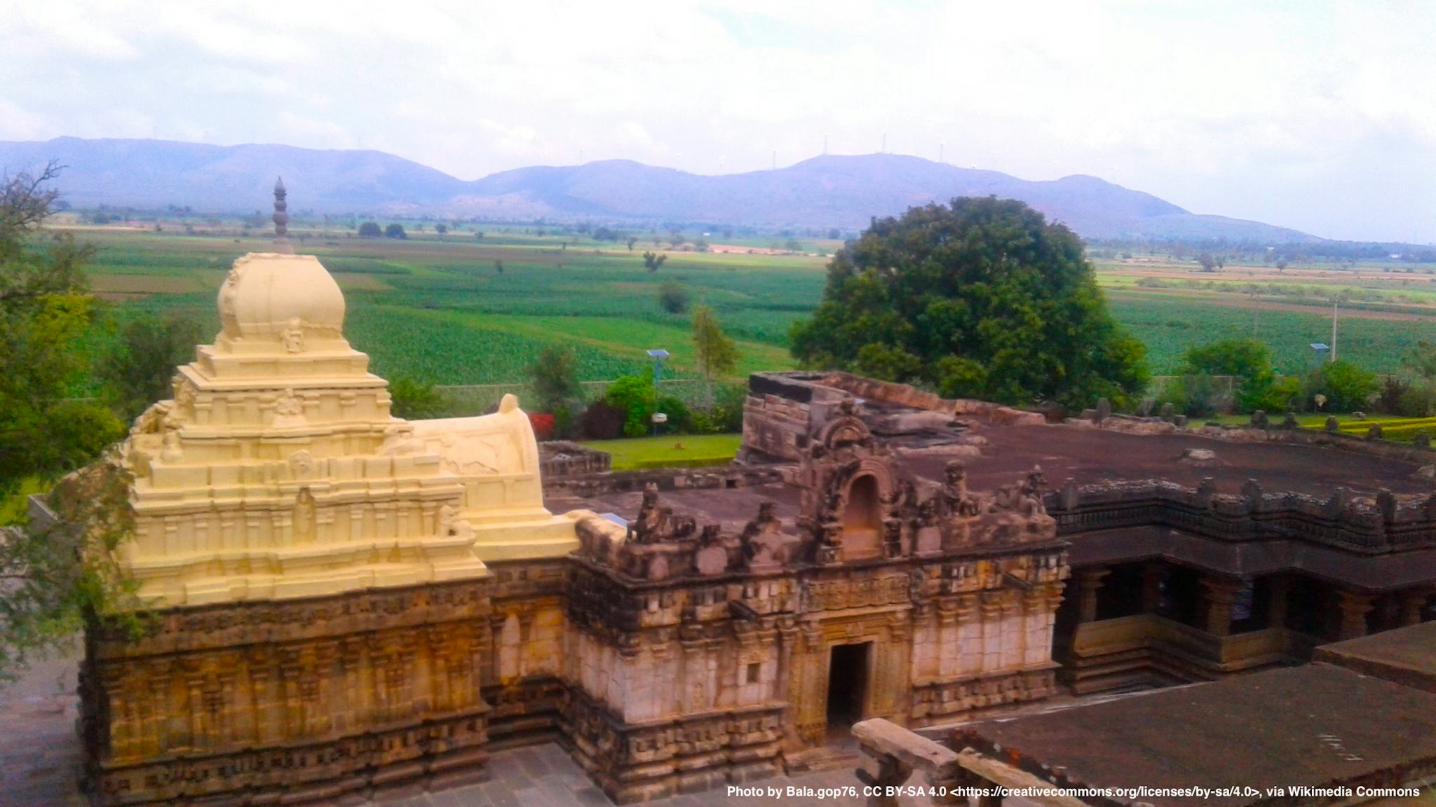 Davanagere para Kempegowda International Airport Bengaluru