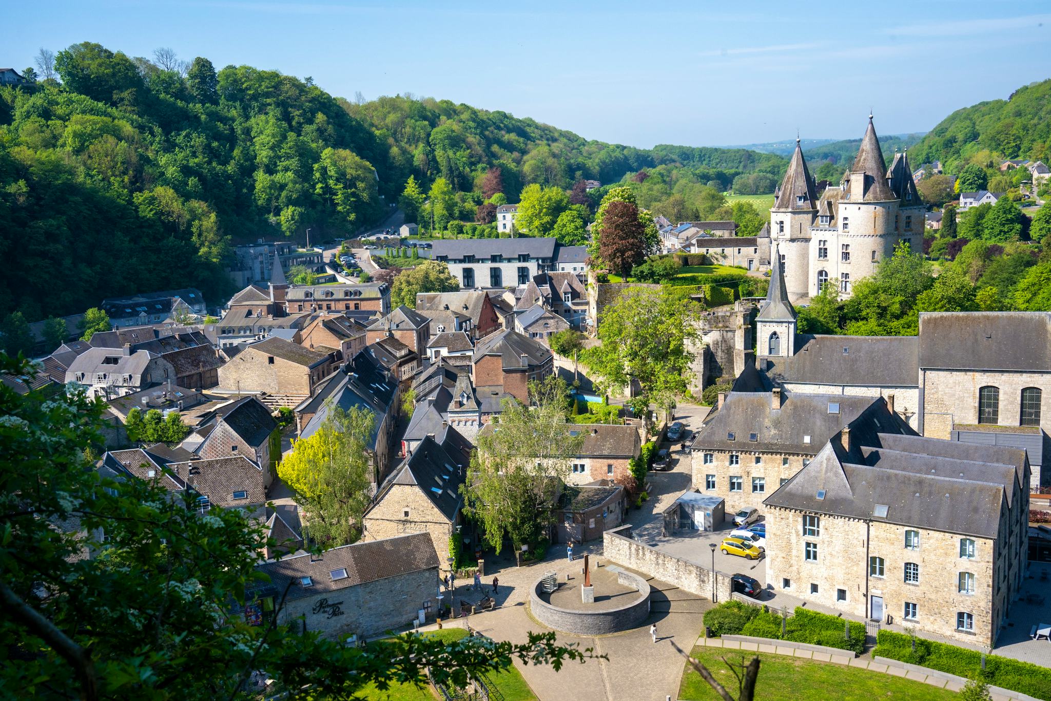 Brussels to Durbuy and La Roche: Private day trip