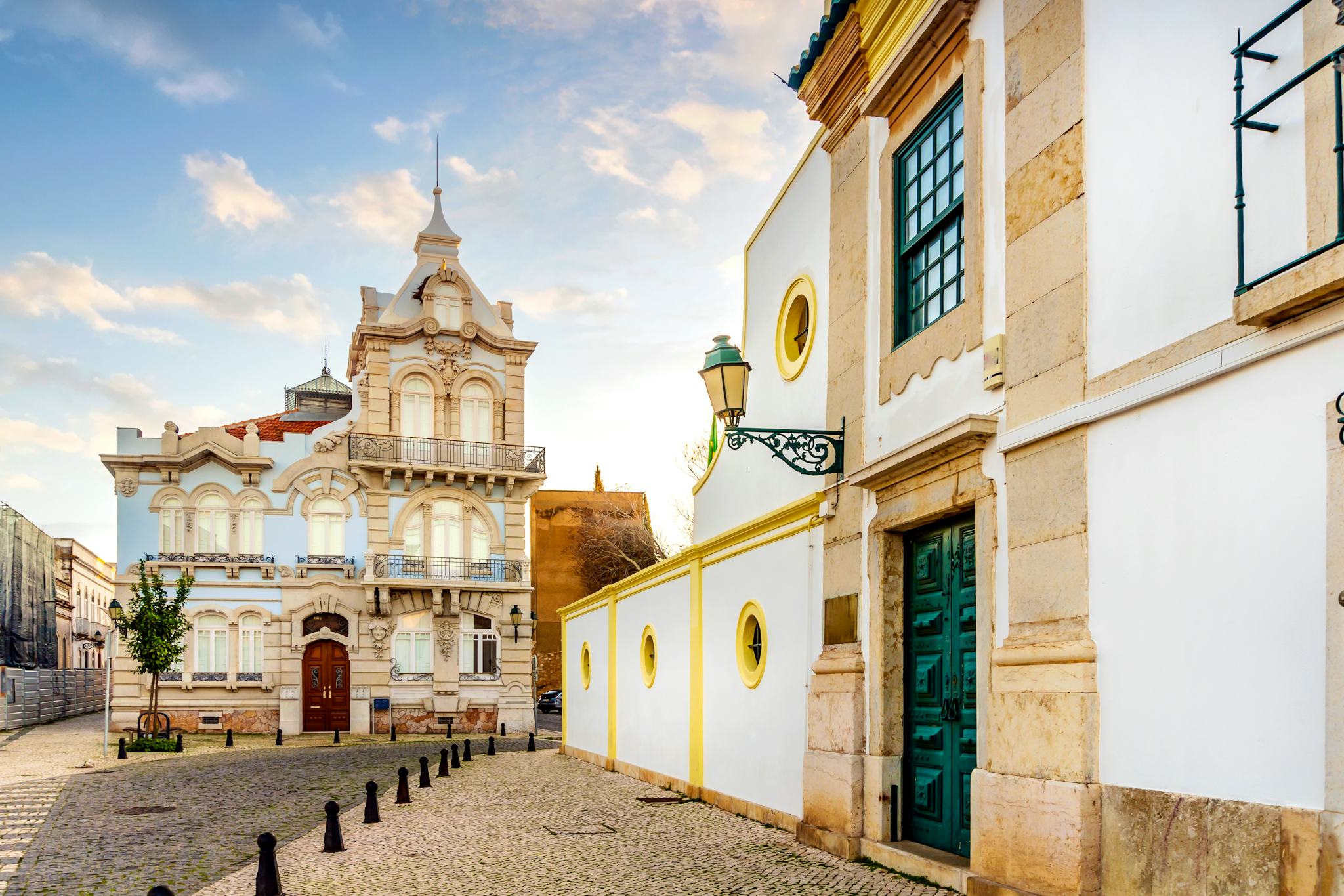 Portimao to Faro City and Tavira: Private, guided tour