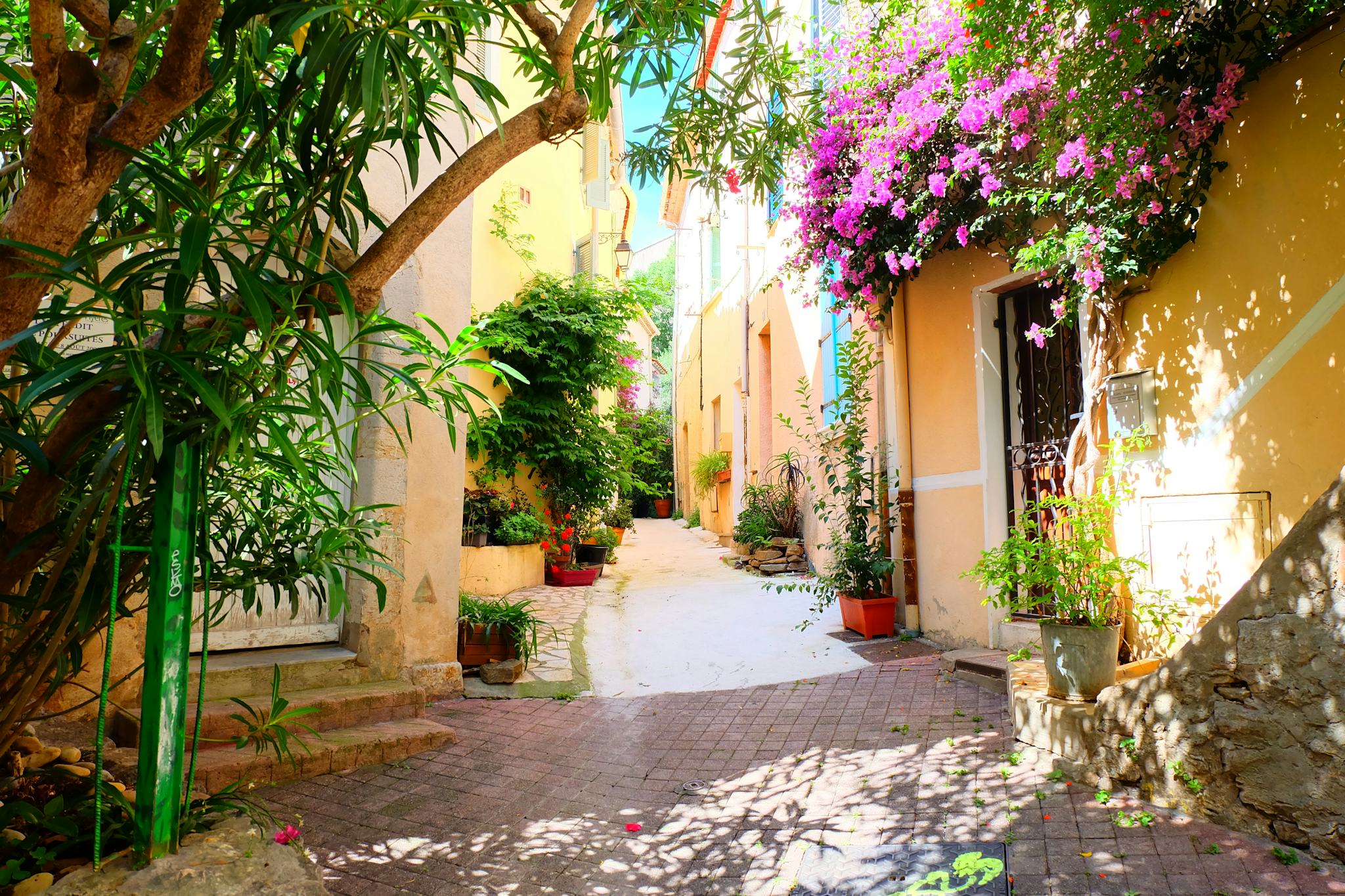 Hyeres