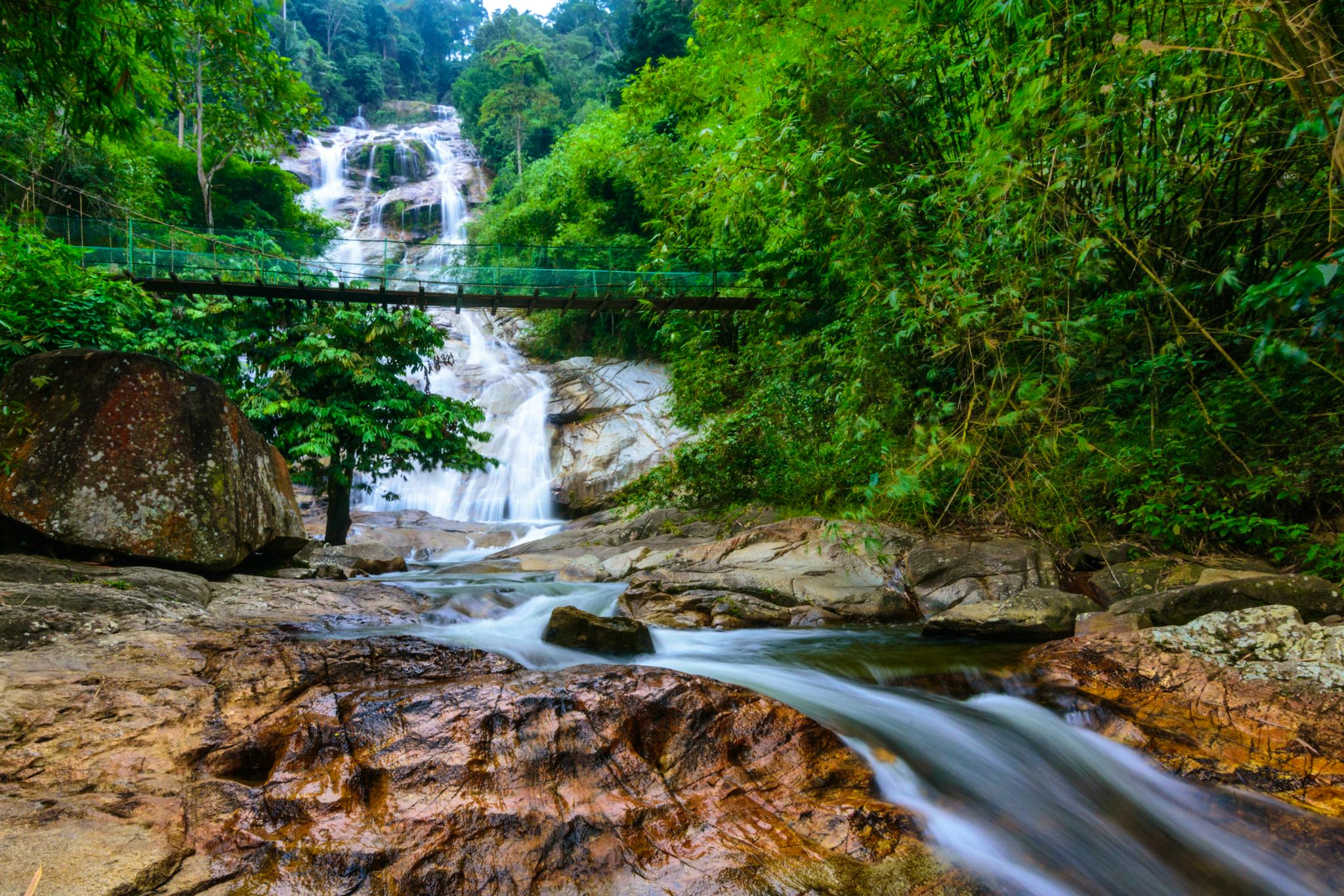 Lata Kinjang Falls