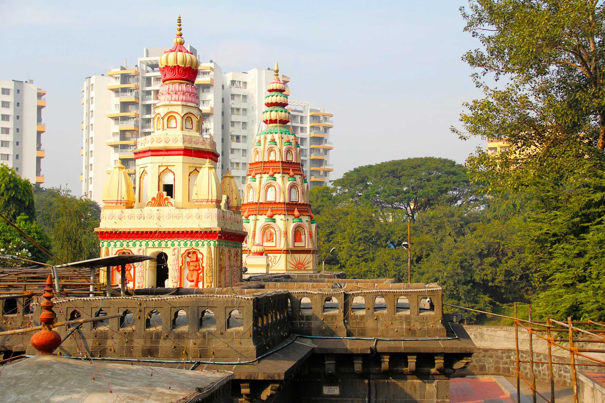 Mahasadhu Shree Moraya Gosavi Maharaj Sanjivan Samadhi Mandir