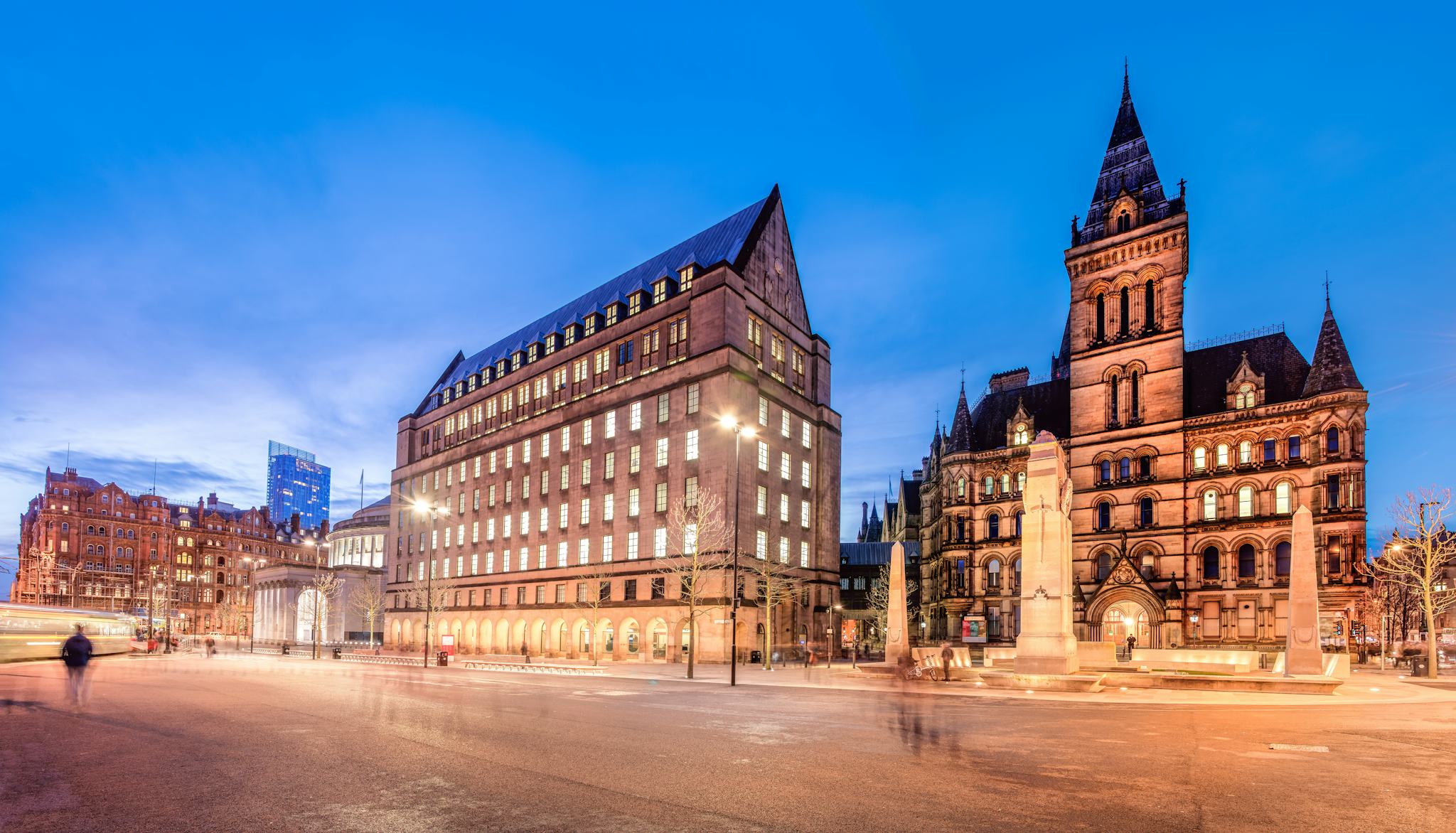 Liverpool to Manchester: Private day trip hero image