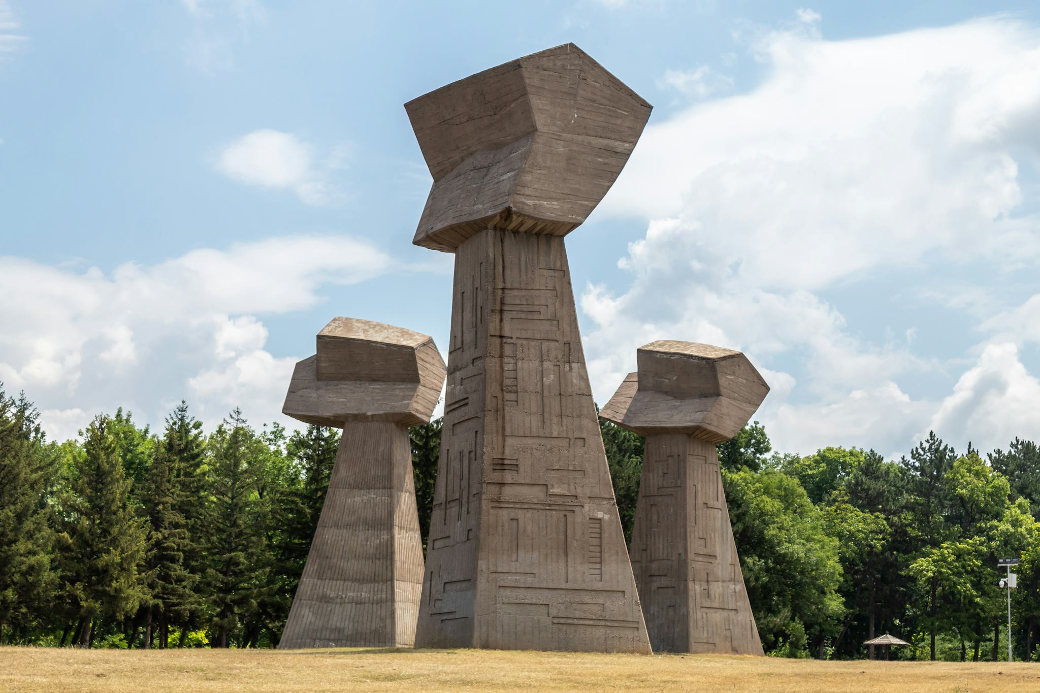 Nis