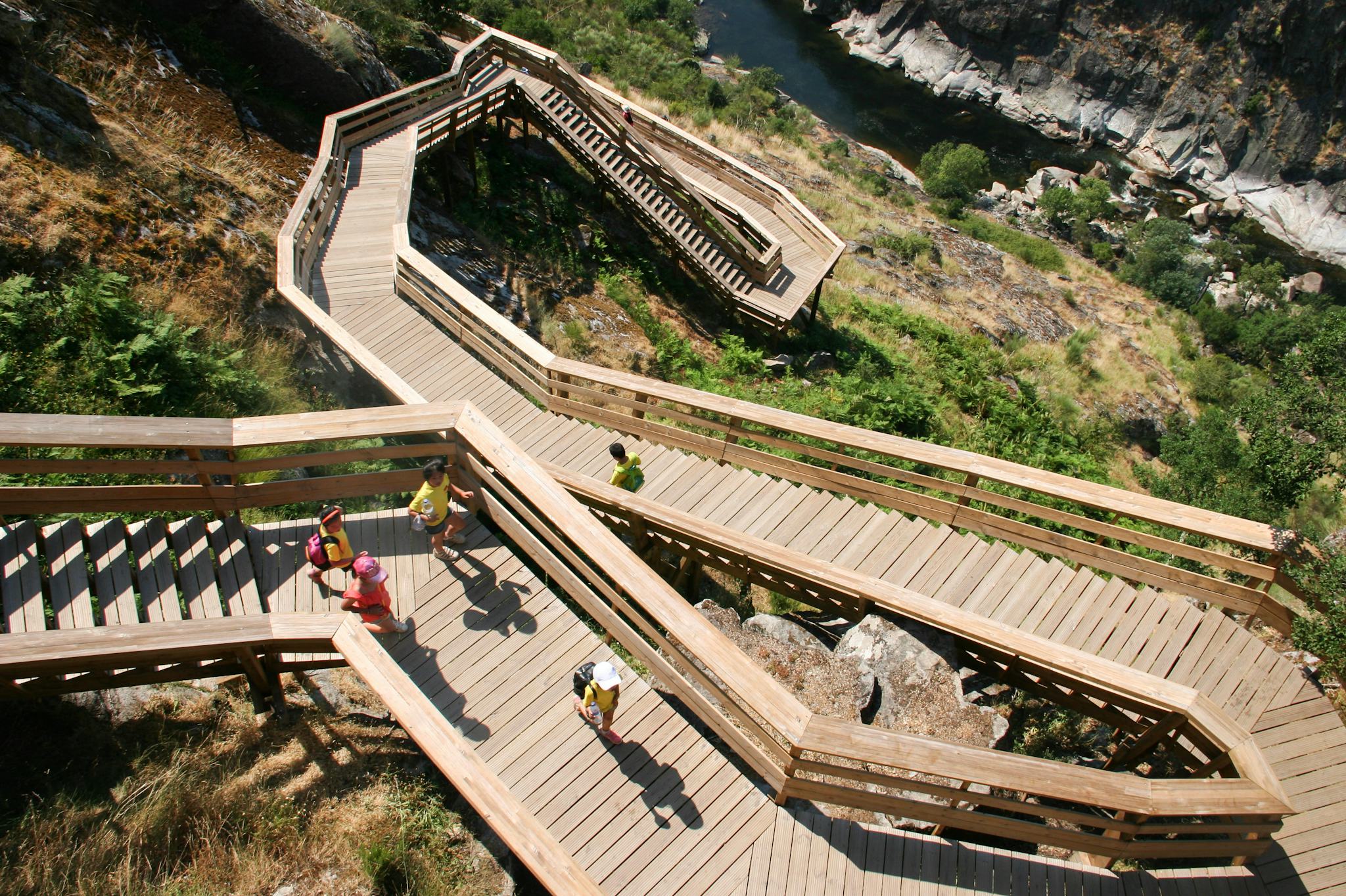Paiva Walkways