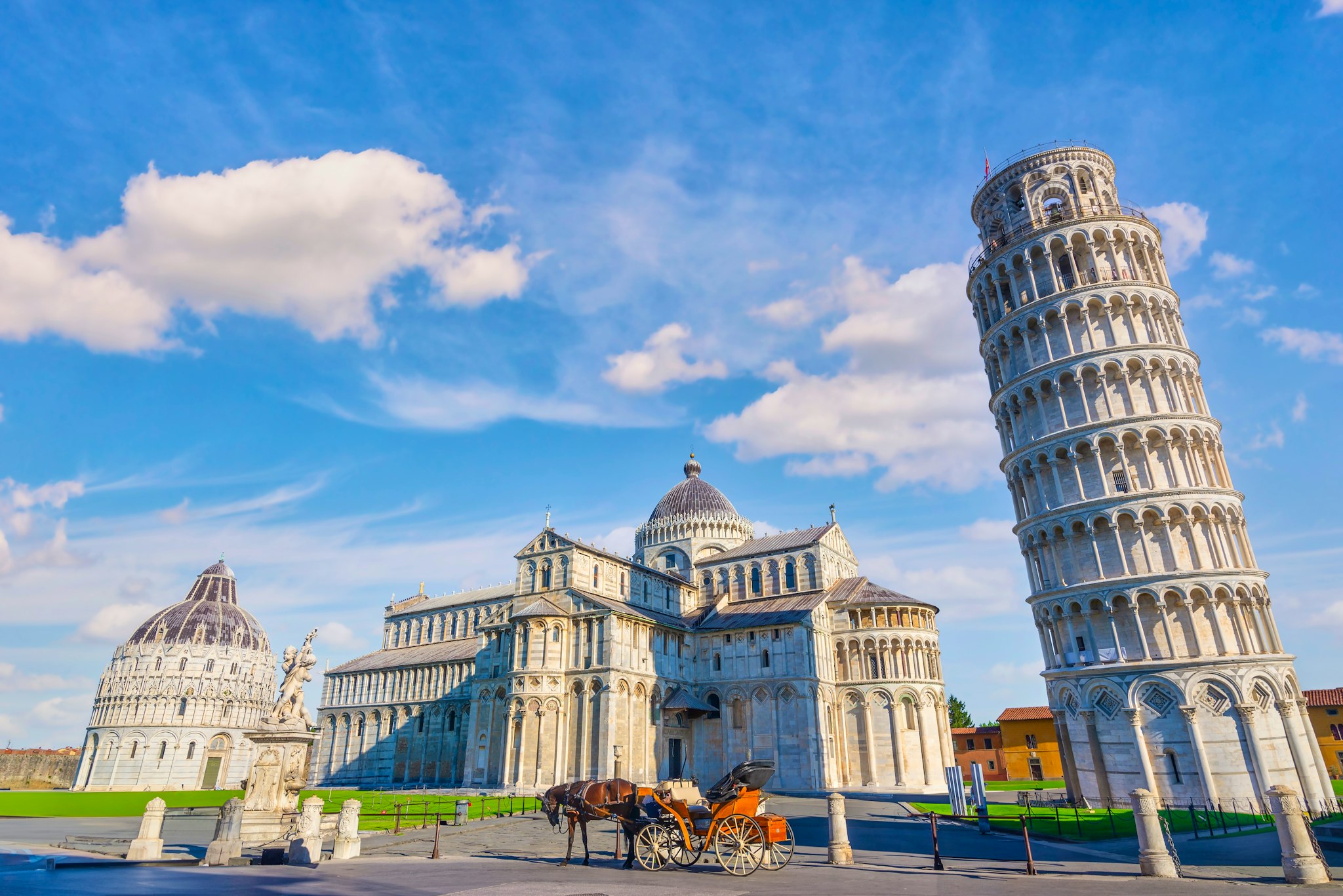 Livorno to Pisa and Lucca: Private day trip