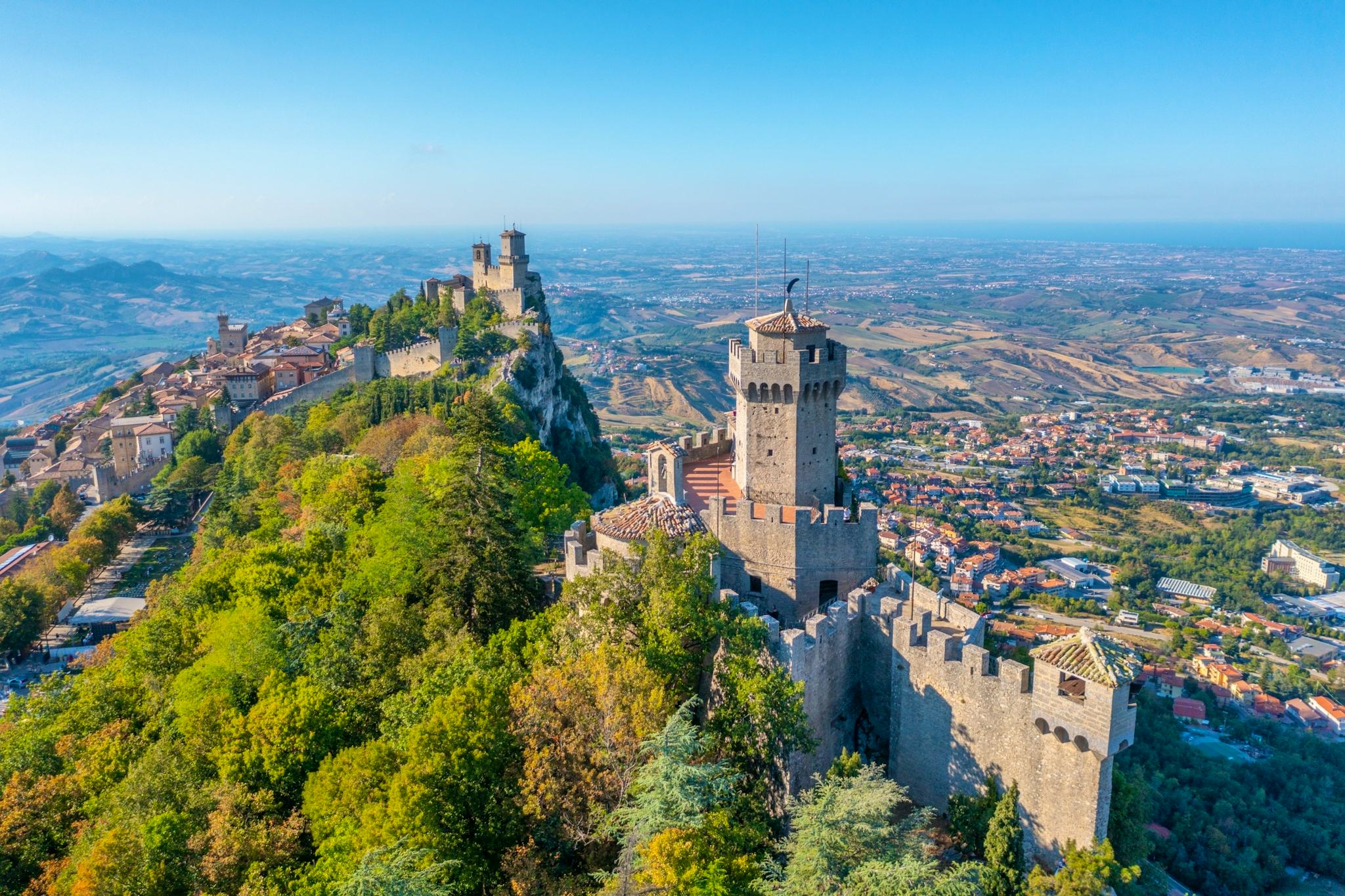Ravenna to San Marino and Verucchio: Private day trip