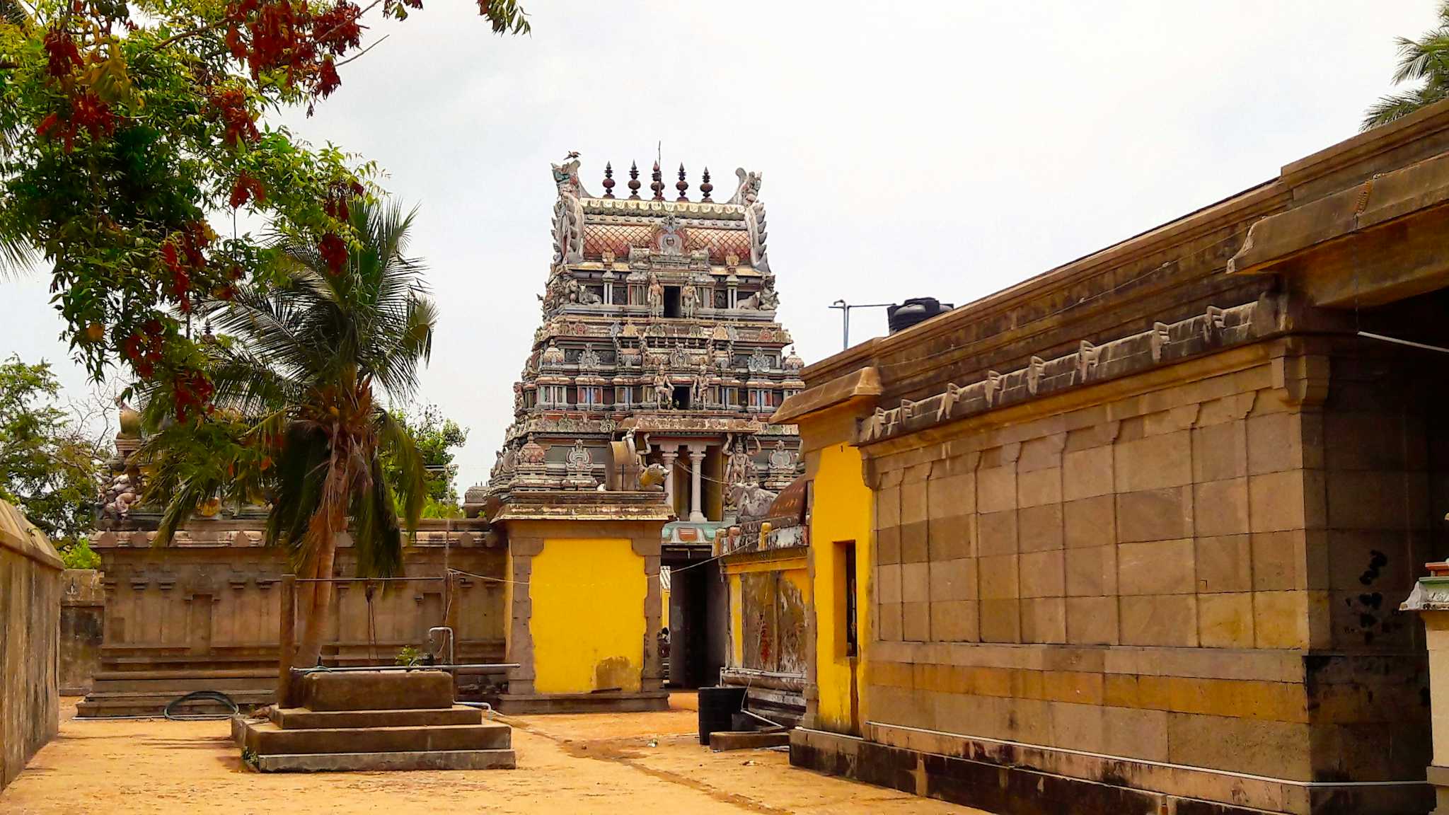 Shri Ananthavalli samedha Shri Agastheeswarar Temple