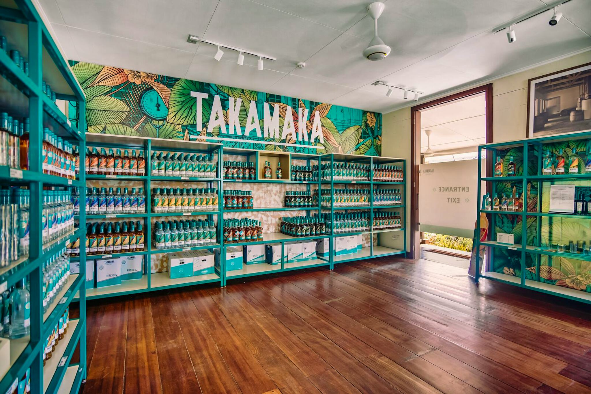 Takamaka Rum Distillery