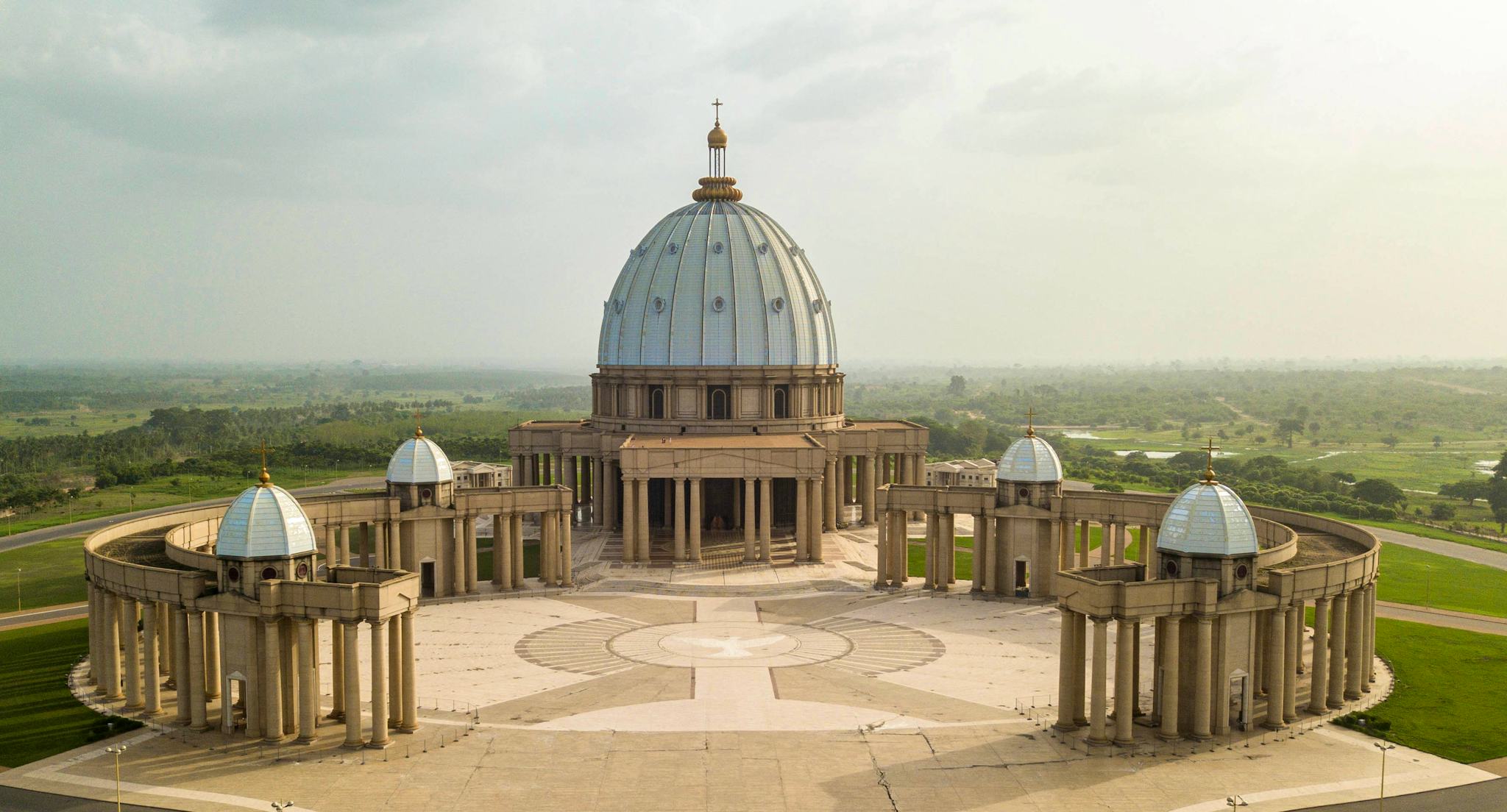 Die Basilika Unserer Lieben Frau des Friedens von Yamoussoukro