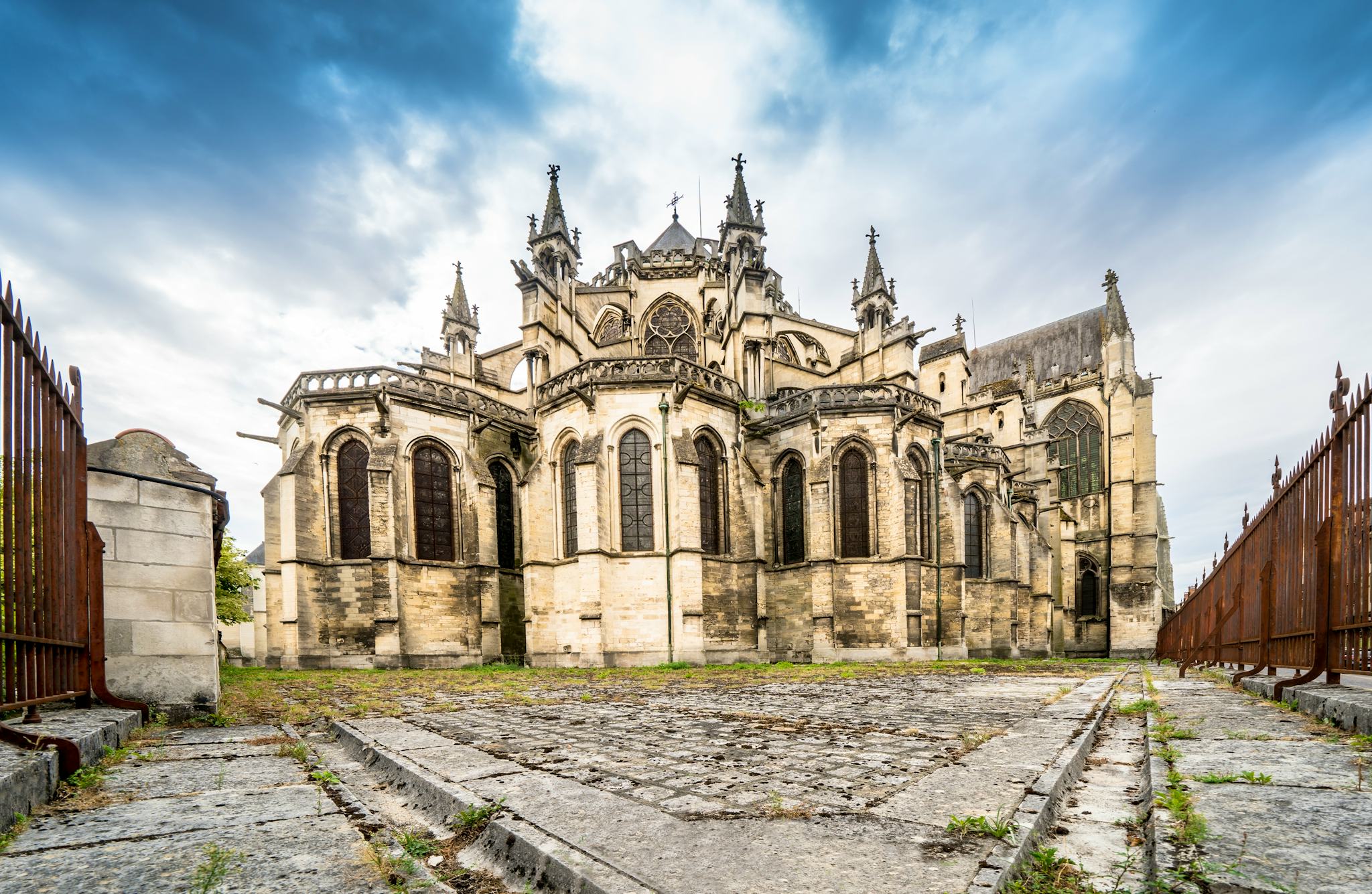 Reims to Troyes and Arcis-sur-Aube: Private day trip